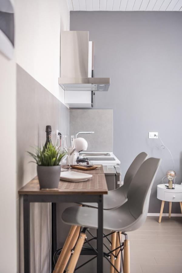 Suite 649 Mono Con Terrazzo مودينا المظهر الخارجي الصورة