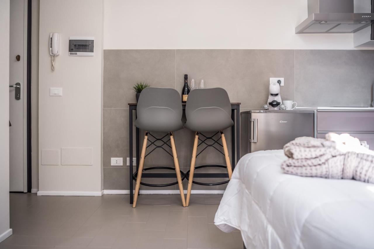 Suite 649 Mono Con Terrazzo مودينا المظهر الخارجي الصورة