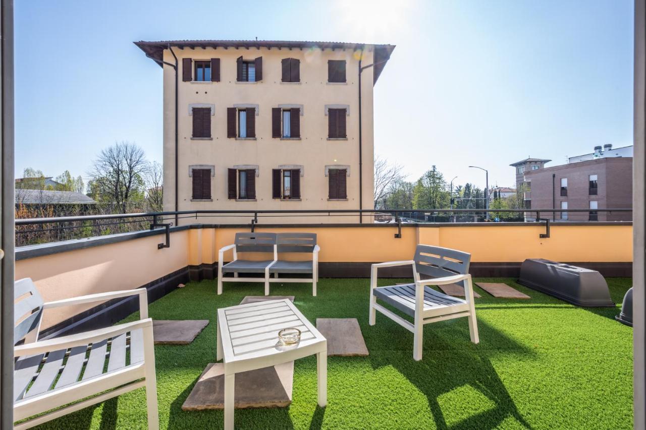 Suite 649 Mono Con Terrazzo مودينا المظهر الخارجي الصورة