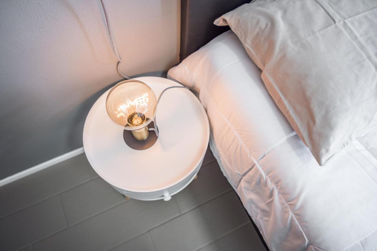 Suite 649 Mono Con Terrazzo مودينا المظهر الخارجي الصورة