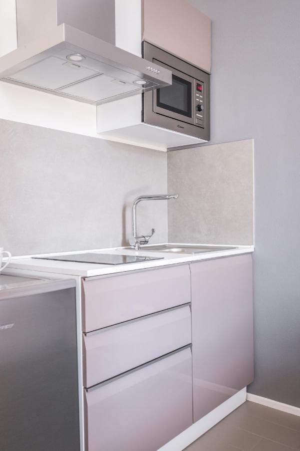 Suite 649 Mono Con Terrazzo مودينا المظهر الخارجي الصورة
